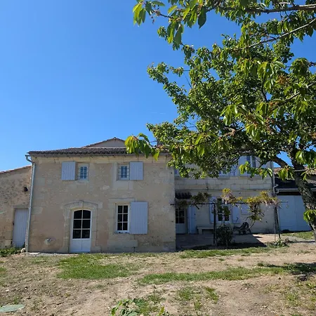 Huchat Semesterbostad Saint-Aignan (Gironde)